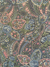 Load image into Gallery viewer, DESTASH - Fat Quarter Bundle - 8 Vintage Fabrics (#003)
